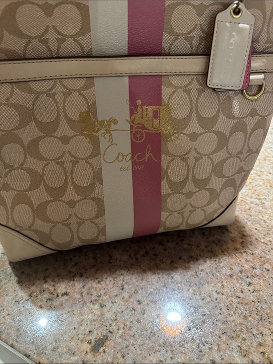 Coach Handbags - Authentic vintage Coach Beige Signature heritage Tote